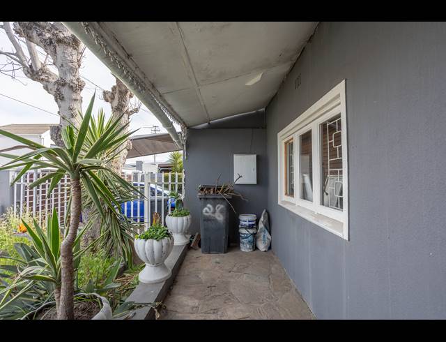 2 BEDROOM FREEHOLD FOR SALE IN WYNBERG
